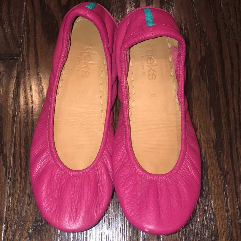 Tieks hot pink